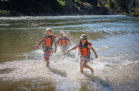 Main Salmon River Idaho kids playing in the water